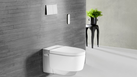 Geberit AquaClean Mera Comfort із хромованим покриттям із пультом дистанційного керування Sigma70