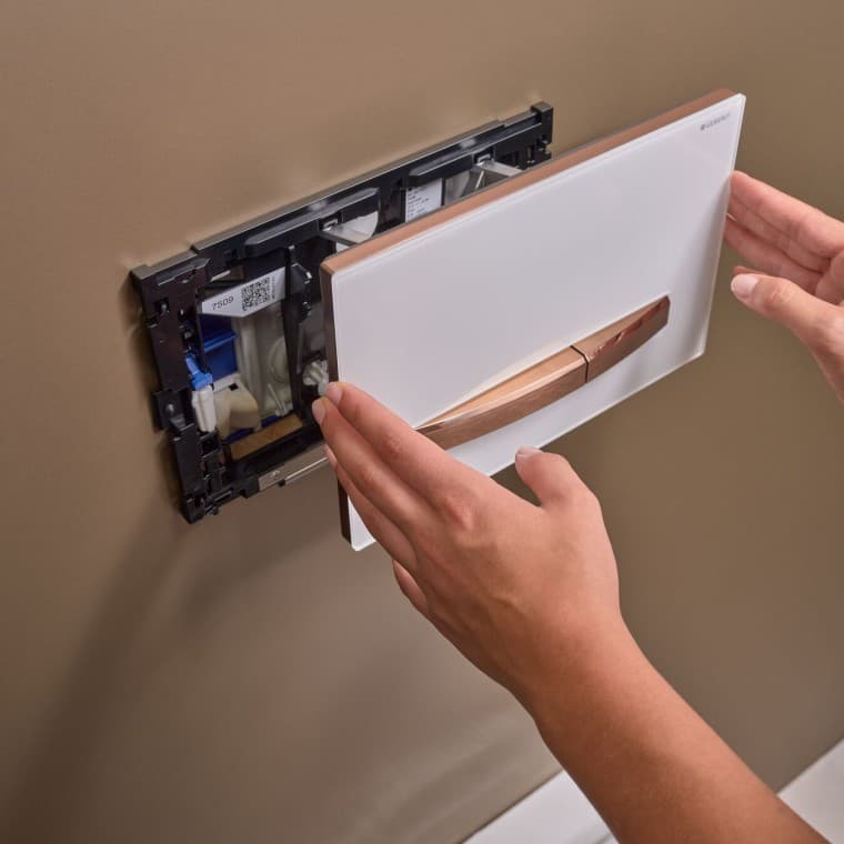 Geberit Sigma50, square, з поворотним відкриванням Geberit Sigma50, square, з поворотним відкриванням