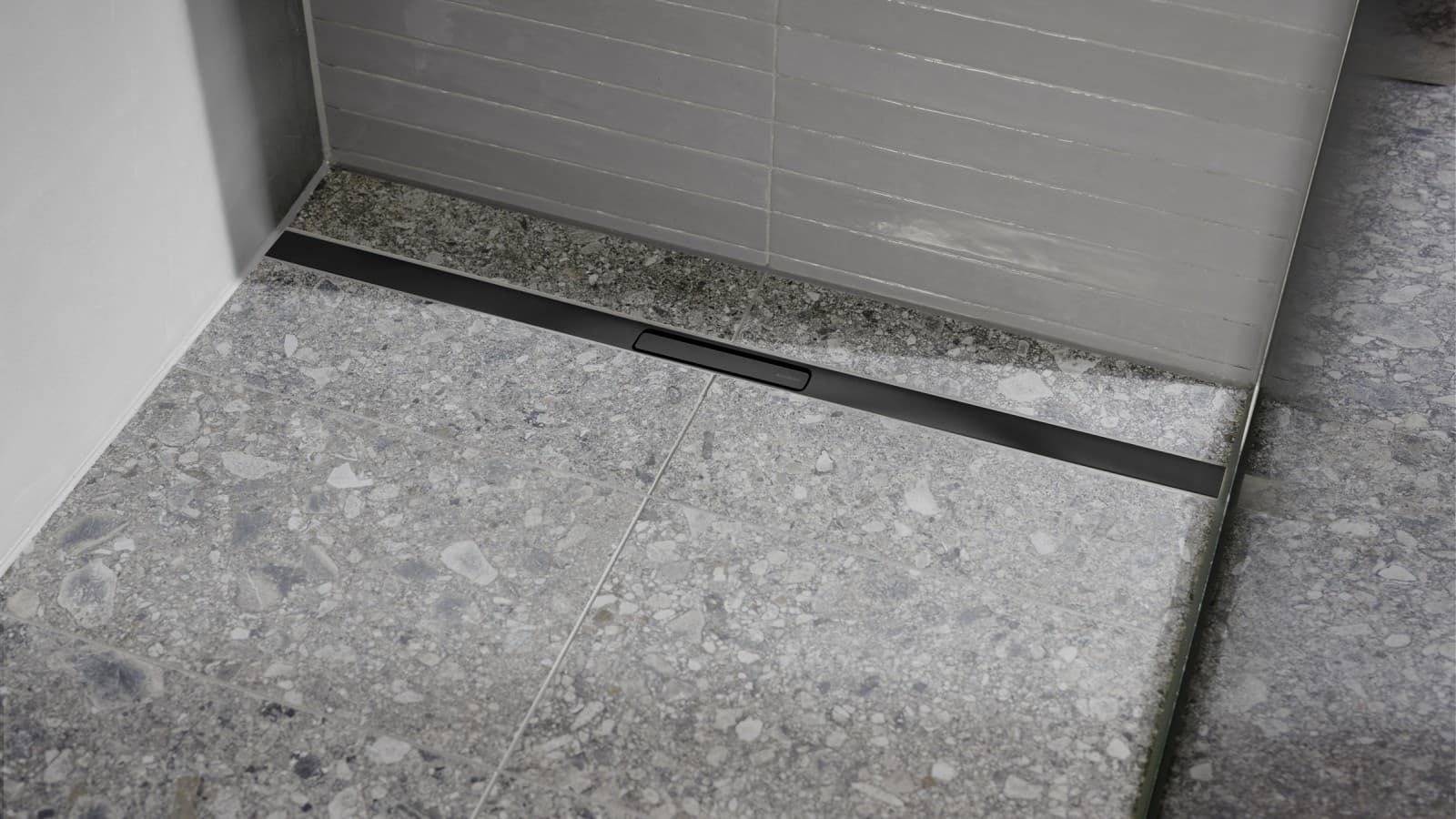 Geberit CleanLine30 душовий канал в чорному кольорі Geberit CleanLine30 душовий канал в чорному кольорі