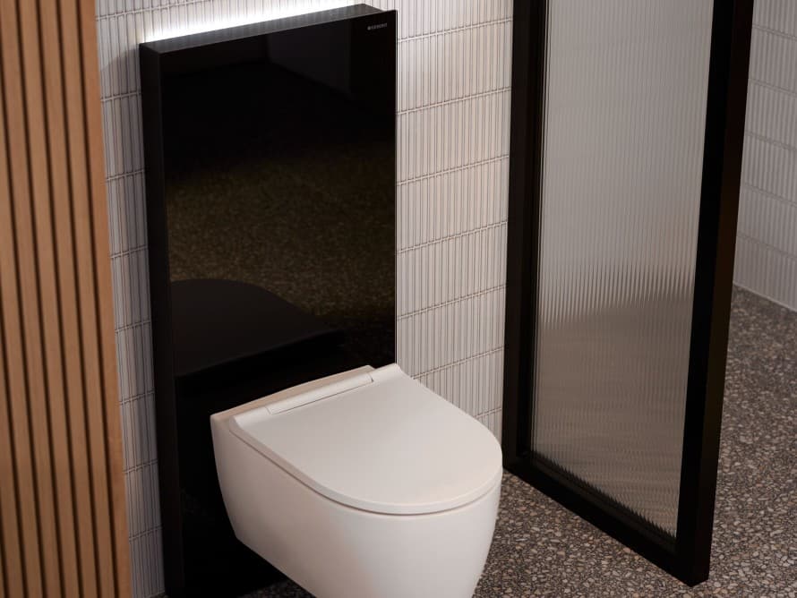 Унітаз Geberit ONE з системами Geberit Monolith Plus та ComfortLight Унітаз Geberit ONE з системами Geberit Monolith Plus та ComfortLight