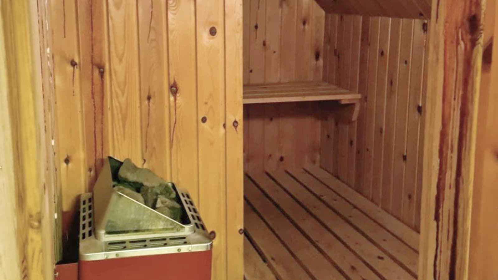 Сауна з двосхилим дахом (© @triner2 та @strandparken3) Сауна з двосхилим дахом (© @triner2 та @strandparken3)