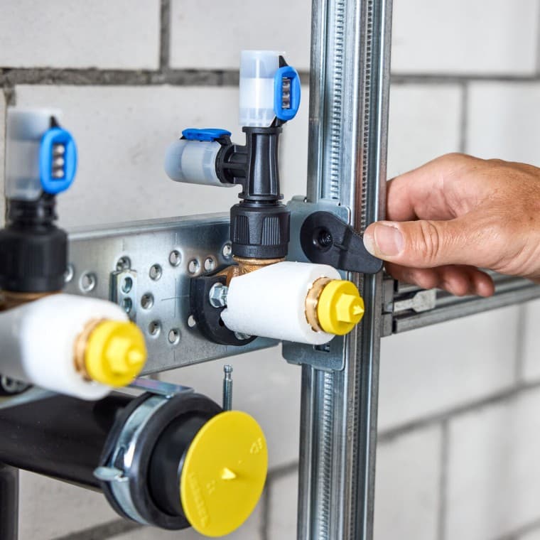 Затискання Geberit GIS без інструментів Затискання Geberit GIS без інструментів